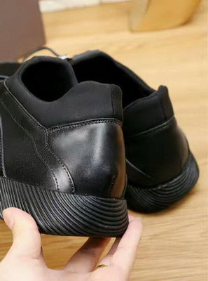 LV Fashion Men Sneakers--089